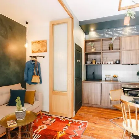 Duplex Coeur Des Halles! Belle Terrasse Et Parking شقة *