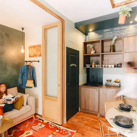 Duplex Coeur Des Halles! Belle Terrasse Et Parking شقة بياريتز